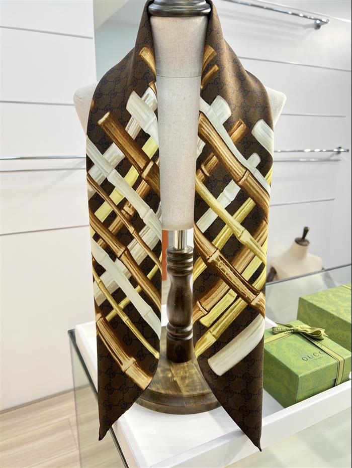 2026116111642169 100